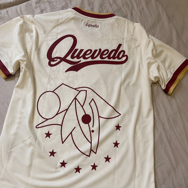 Cliente con camiseta TheClubStudio